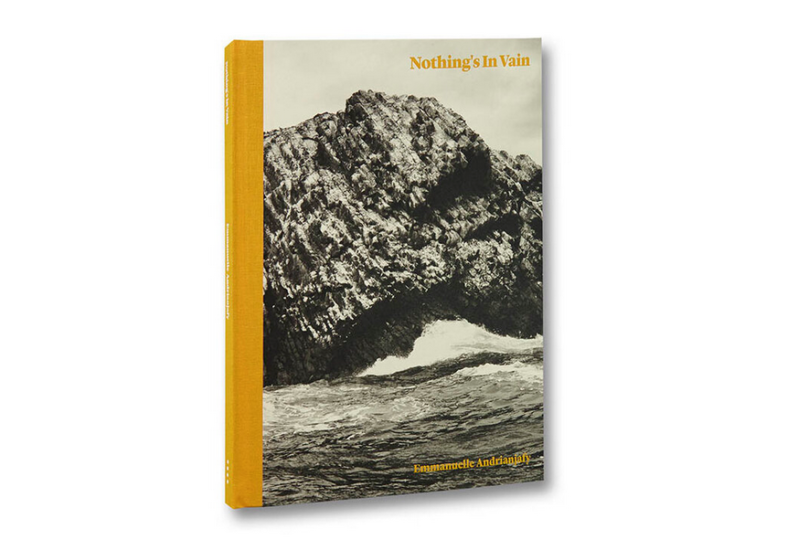 MACK : First Book Award 2017 
Nothing's in Vain - Emmanuelle Andrianjafy